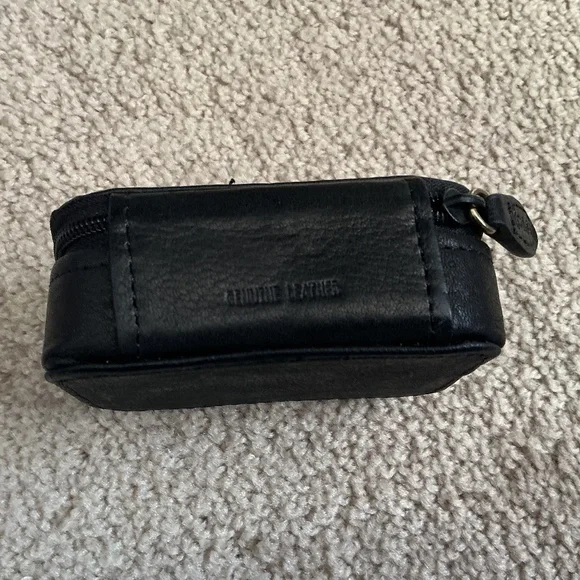 Genuine Leather Pill Case. - Picture 4 of 10